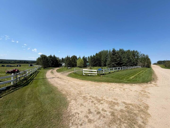 Property Photo:  454038 75 Range  AB T0C 0A0 