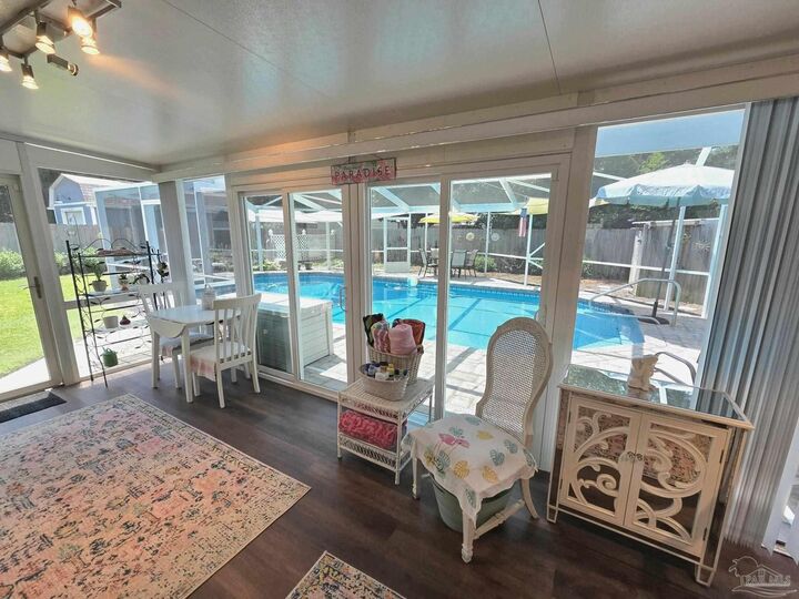 Property Photo: 3081 Whistler Dr FL 32503