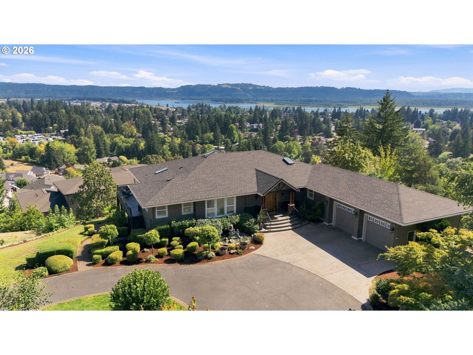Property Photo: 1929 N 10th St WA 98671