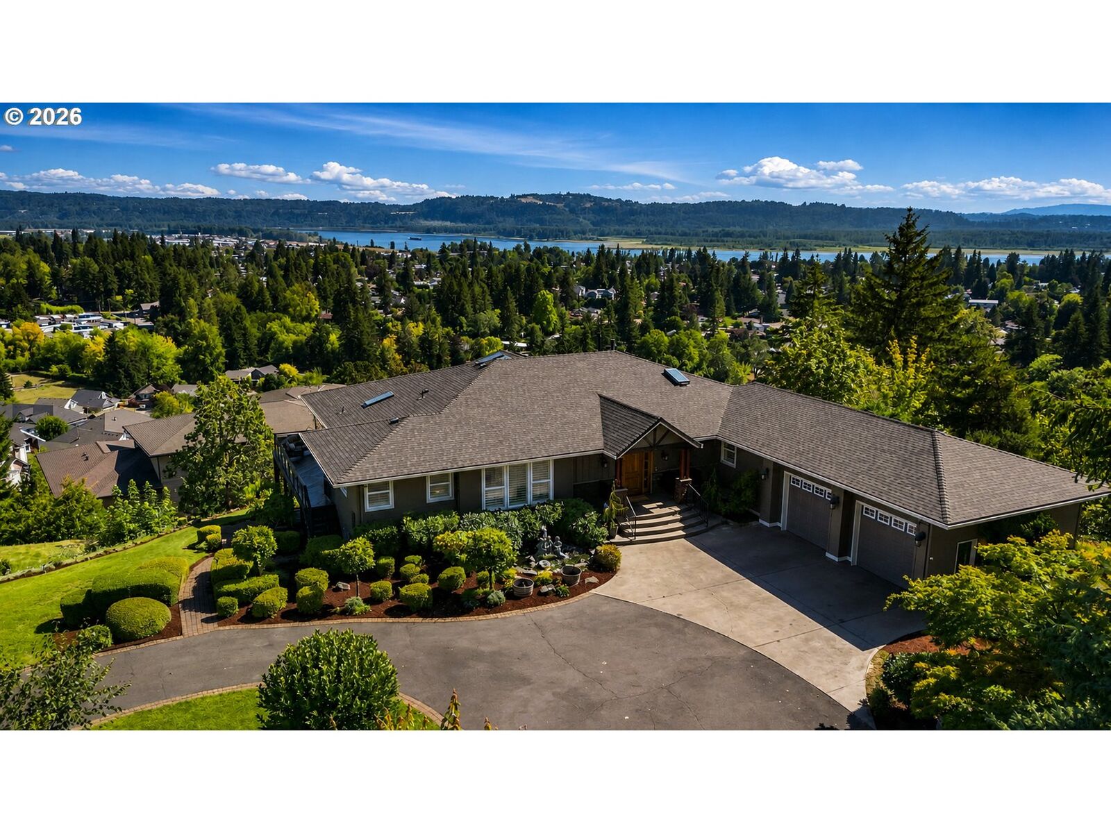 Property Photo: 1929 N 10th St WA 98671