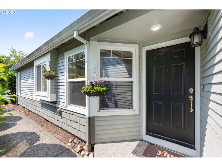 Property Photo: 9837 NW Silver Ridge Loop NW OR 97229