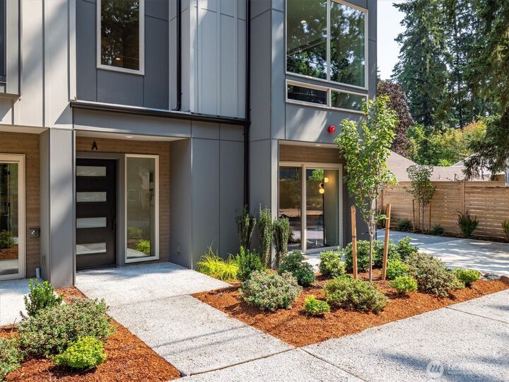 Property Photo:  18032 - A  Sunnyside Avenue N  WA 98133 