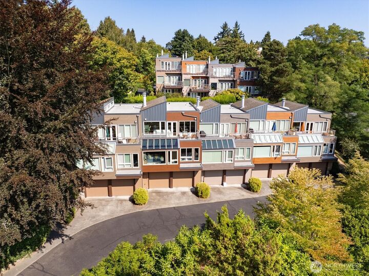 Property Photo:  101 NW 58th Street 12  WA 98107 