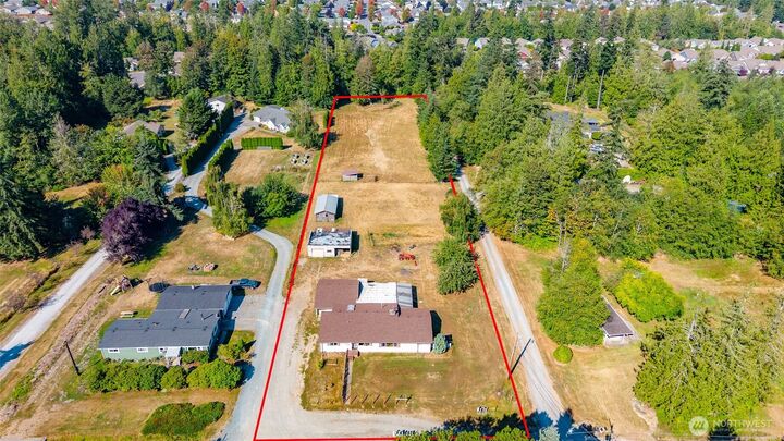Property Photo: 849 Burlingame Road WA 98274