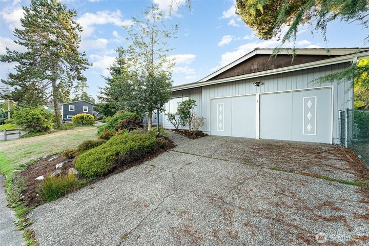 Property Photo: 12707 89th Place NE WA 98034
