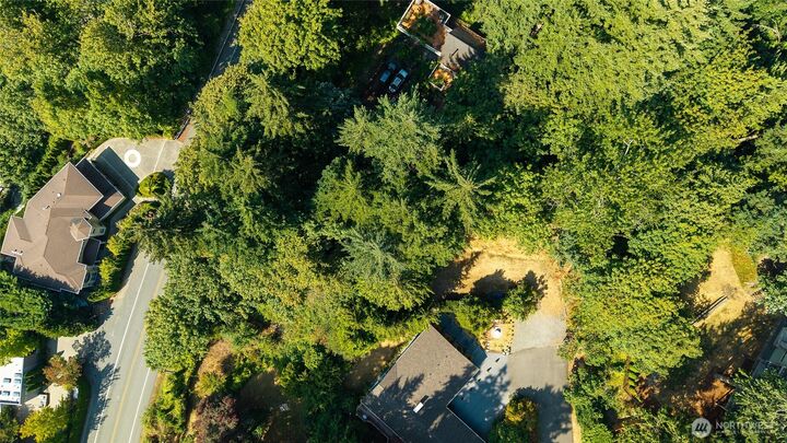 Property Photo:  20 Xx  192nd Avenue SE  WA 98075 