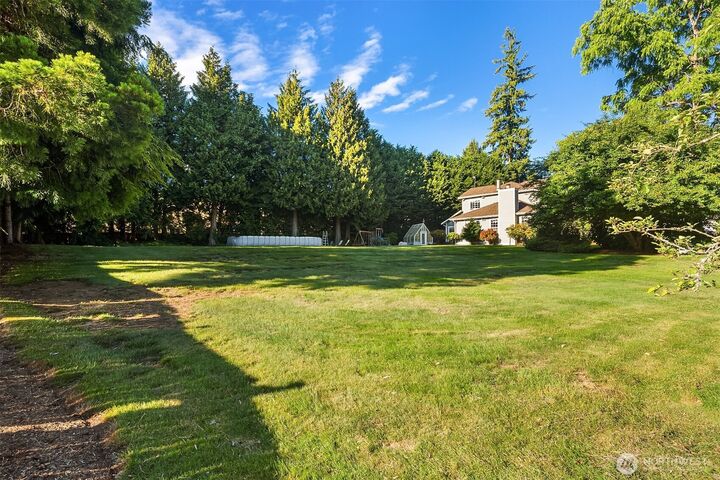 Property Photo: 1631 180th Place SW WA 98037