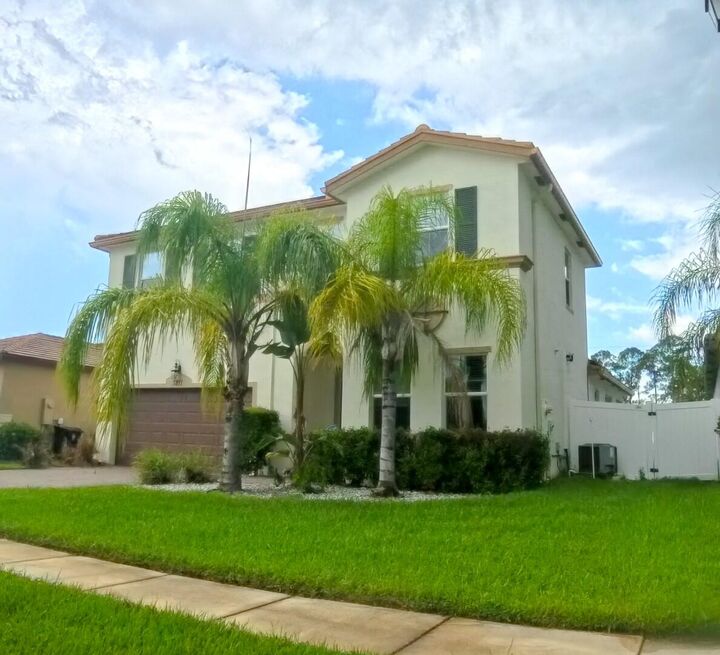 Property Photo: 7871 NW Greenbank Circle FL 34987