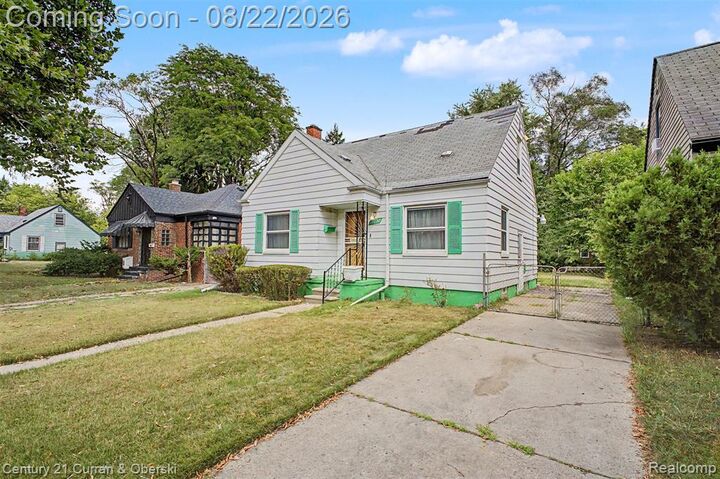 Property Photo:  18680 Stahelin Avenue  MI 48219 