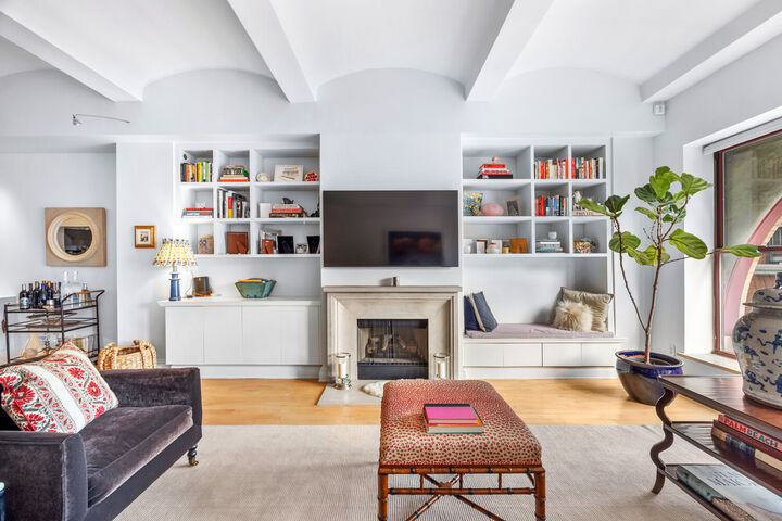 Property Photo:  27 N Moore Street 9B  NY 10013 