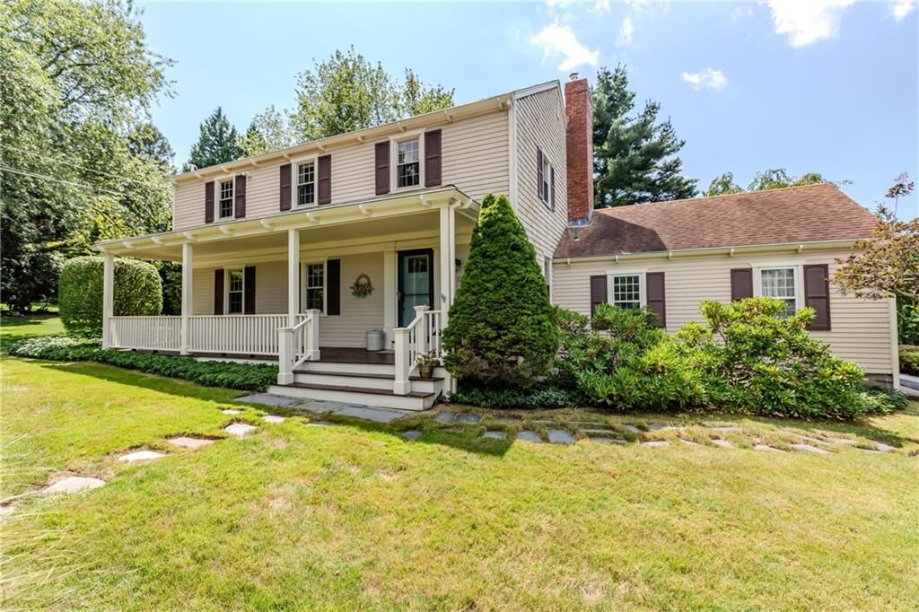 Property Photo:  10 Circle Drive  RI 02842 