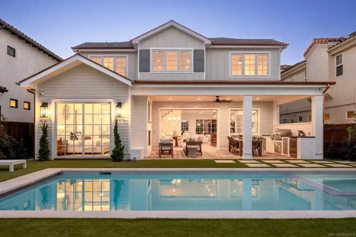 Property Photo:  711 H Ave  CA 92118 