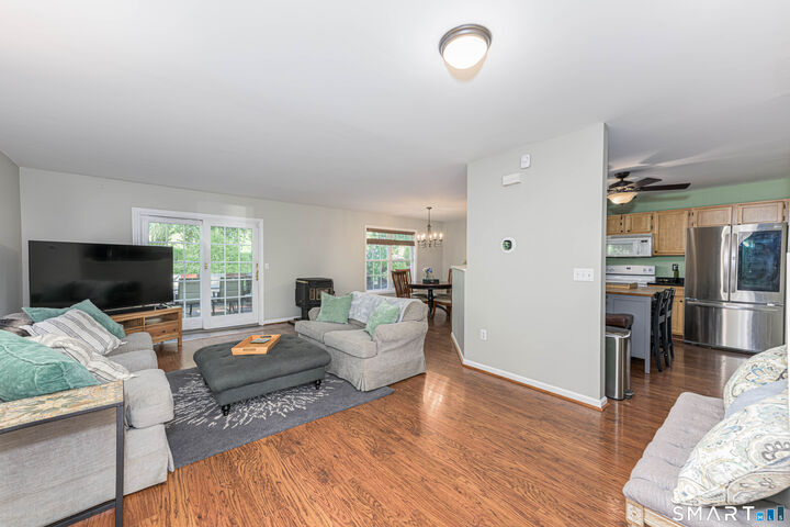 Property Photo: 3 Foot Circle 3 CT 06492