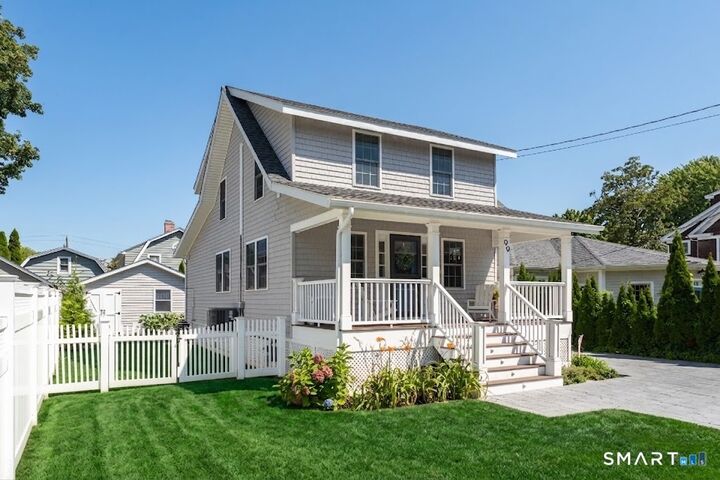 Property Photo:  99 East Wharf Road  CT 06443 
