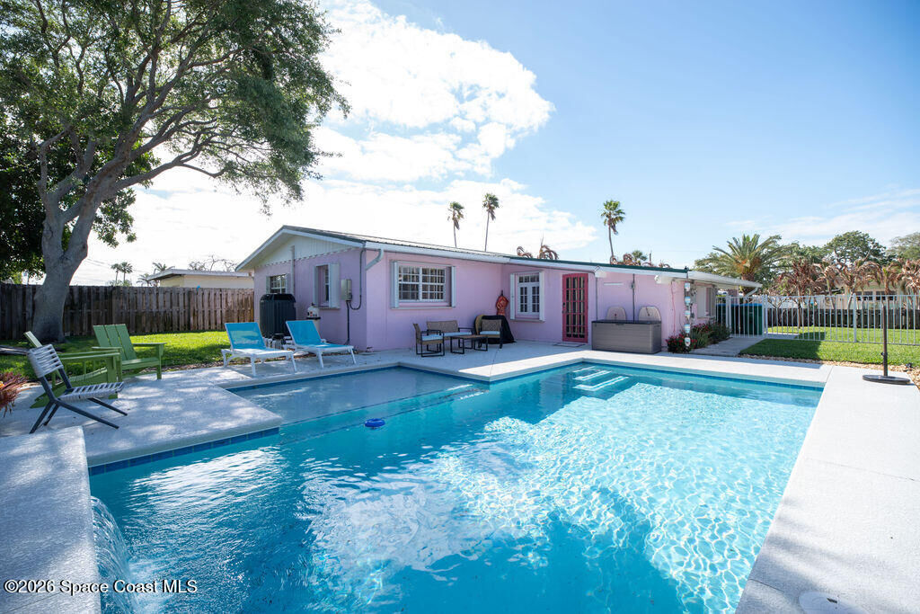 Property Photo: 238 Harbor Drive FL 32920