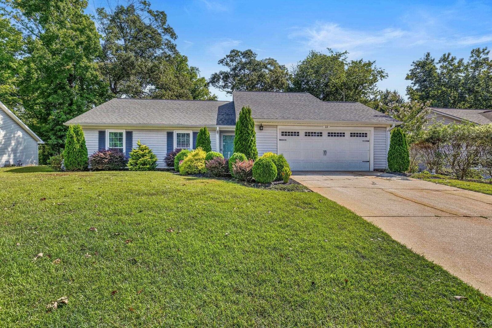 Property Photo:  13 Chinaberry Lane  SC 29680 