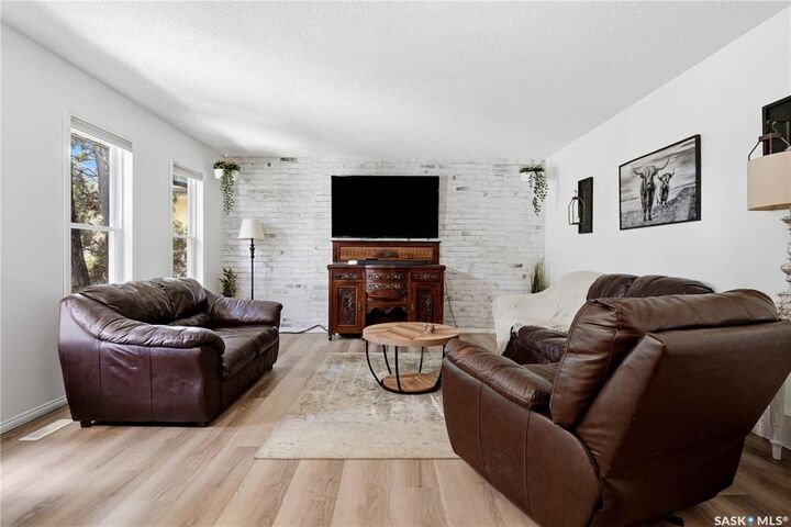 Property Photo: 314 Howe Place SK S4R 8M5