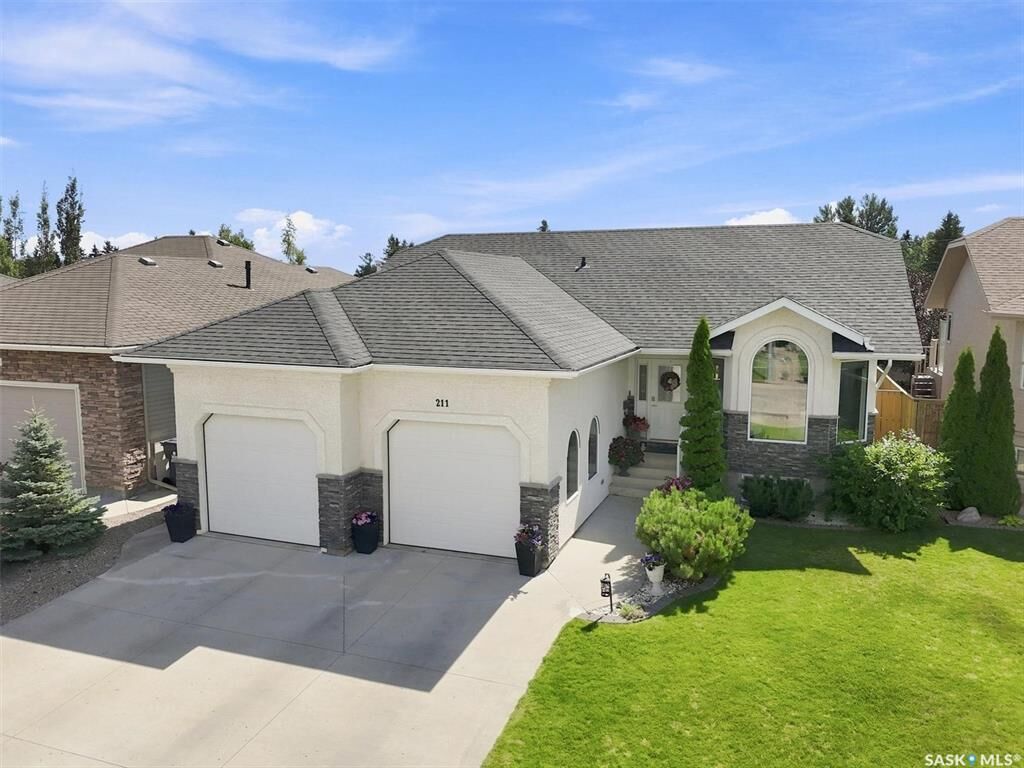 Photo de la propriété:  211 Crenshaw Way  SK S0K 4S1 
