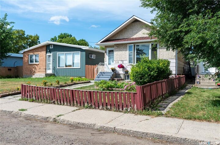 Property Photo: 516 Hamilton Street SK S4R 2A9