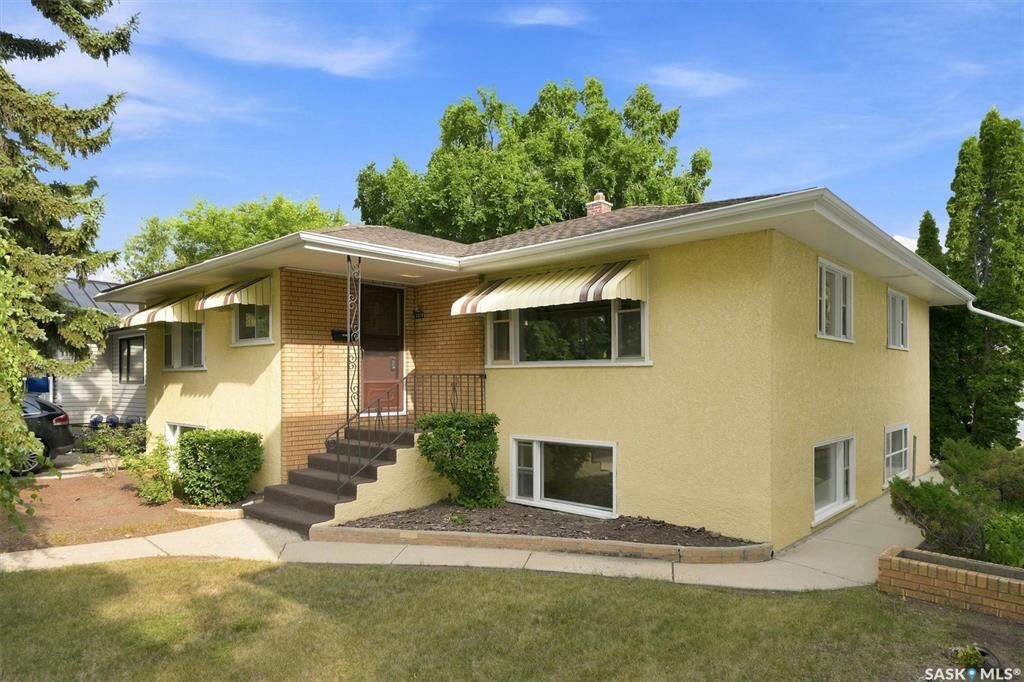 Property Photo: 1325 Temperance Street SK S7N 0P4