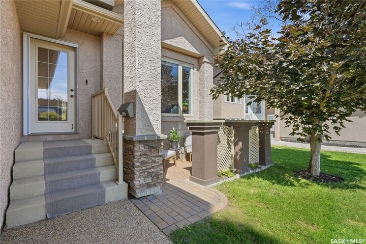 Property Photo:  506 Antler Crescent  SK S0K 4S1 