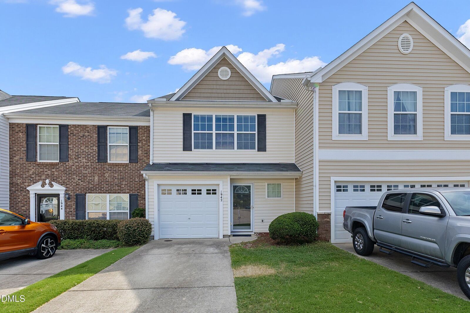 Property Photo:  1942 Grassy Banks Drive  NC 27610 