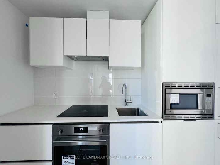 Property Photo: 238 Simcoe Street 2603 ON M5T 1T4