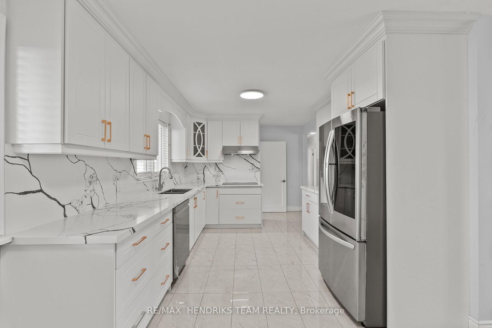 Property Photo: 1648 Third Avenue ON L2R 6P9