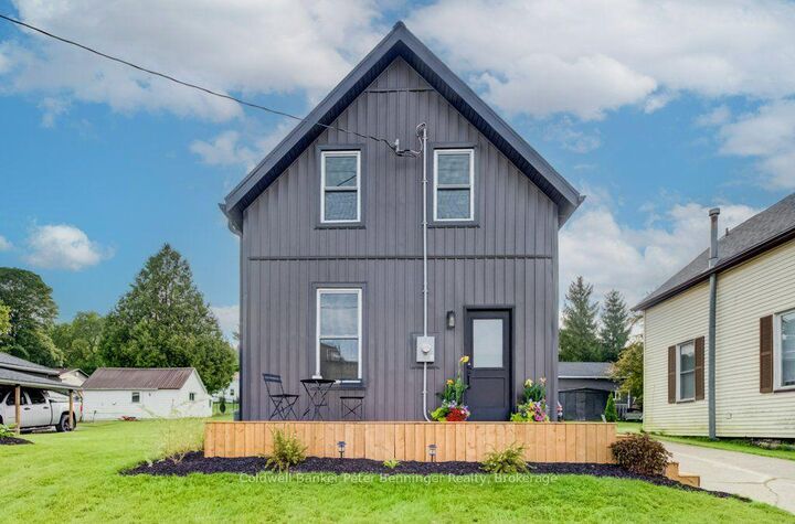 Property Photo: 20 Elm Street ON N0G 2V0