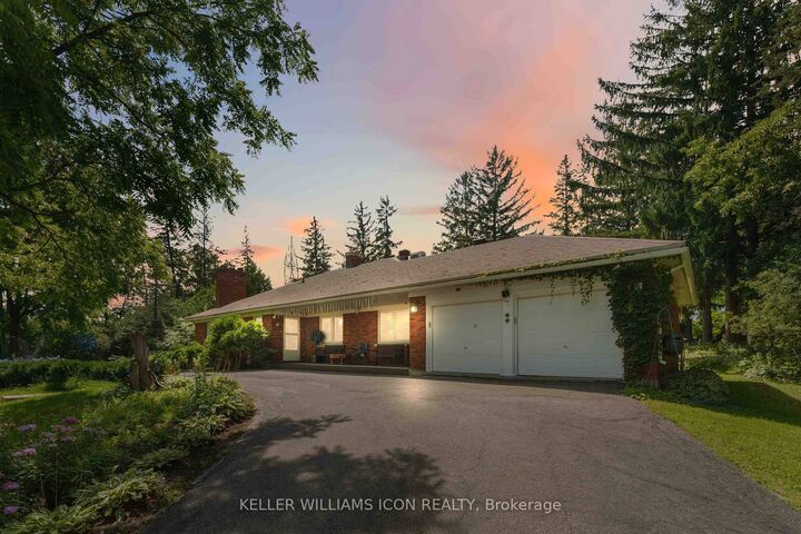 Property Photo: 2770 Prince Of Wales Drive ON K2C 3H1
