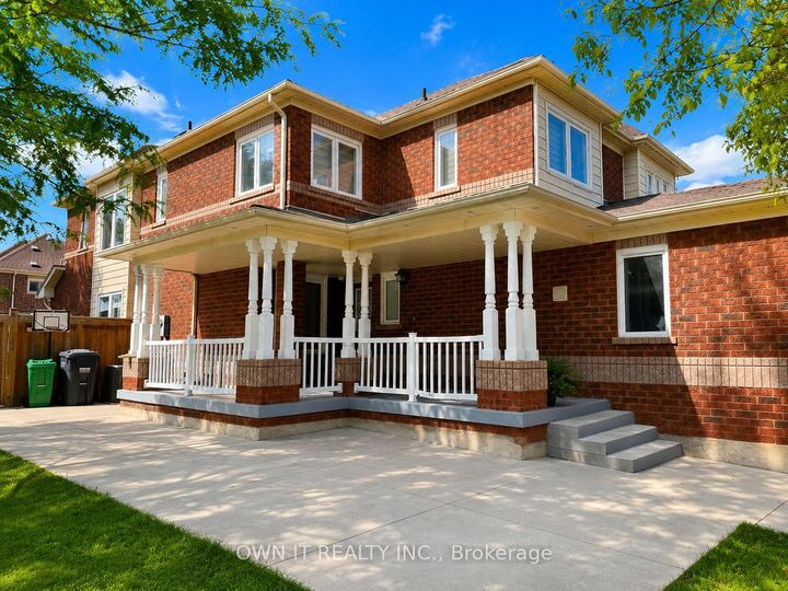 Property Photo: 137 Prairie Rose Circle ON L6R 1R5