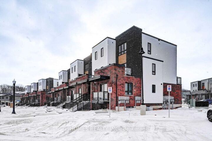 Property Photo: 249 Chapel Hill Drive ON N2R 0S4