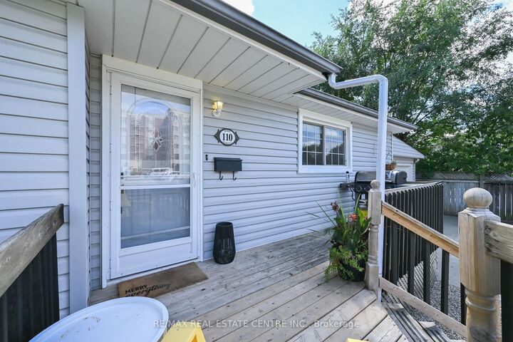 Property Photo:  110 John Street  ON L7G 4T5 