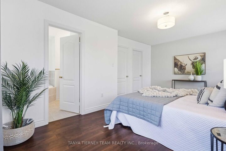 Property Photo: 96 Robideau Place ON L1R 3G7