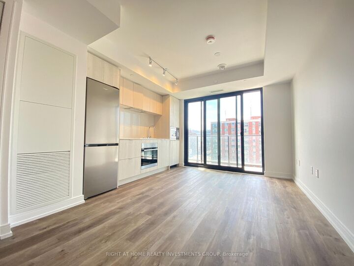 Property Photo: 1 Jarvis Street 903 ON L8R 3J2