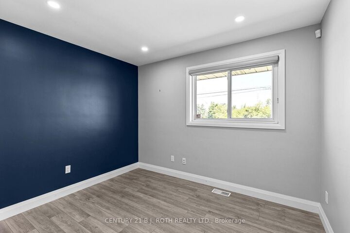 Property Photo: 355 Mapleview Drive W ON L4N 9L5