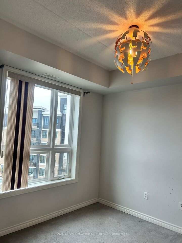 Property Photo: 630 Sauve Street 404 ON L9T 9A6