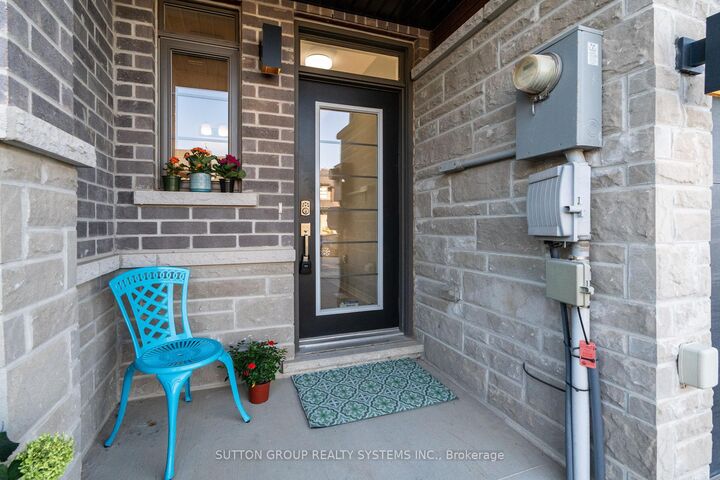 Property Photo:  4008 Crown Street  ON L3J 0S3 