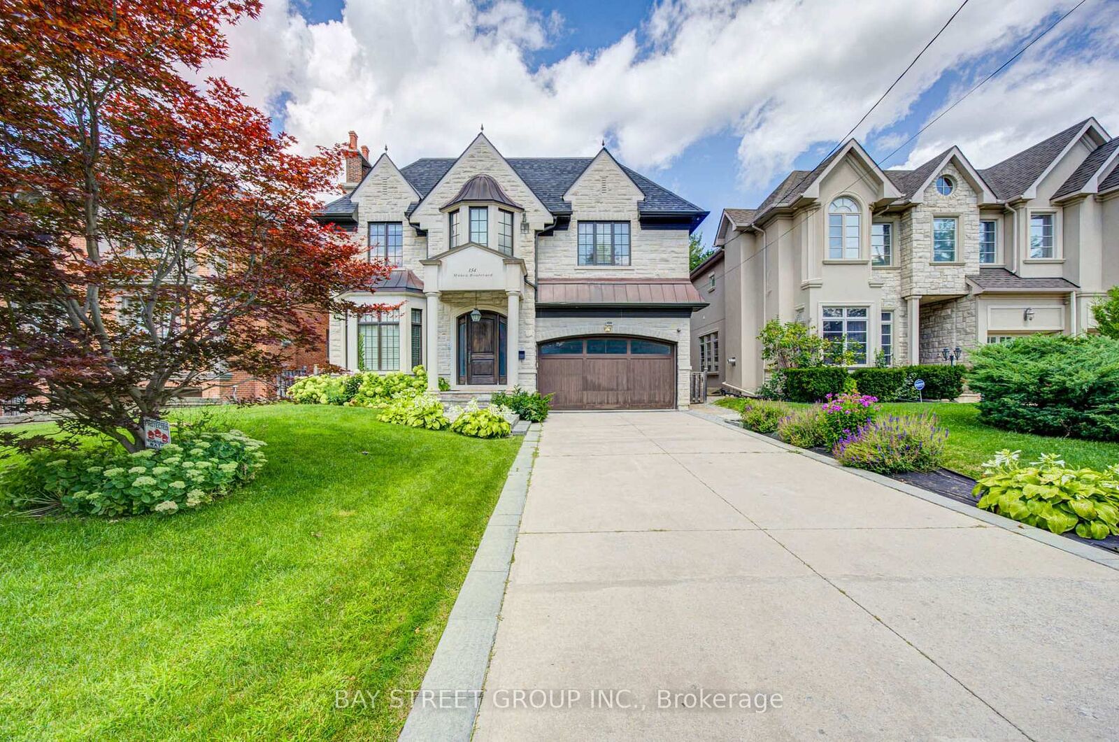 Property Photo:  154 Munro Boulevard  ON M2P 1C8 