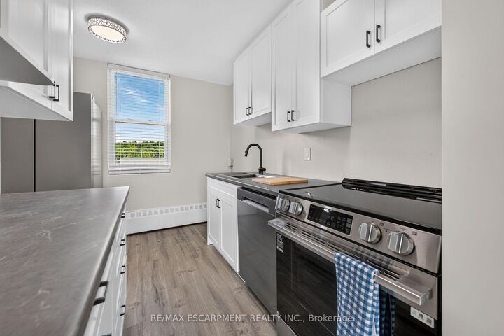 Property Photo: 350 Quigley Road 741 ON L8K 5N2