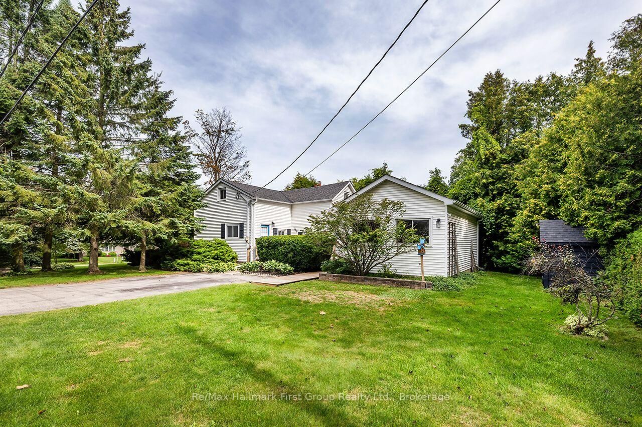 Property Photo: 359 Sexton Street ON L9L 1E6