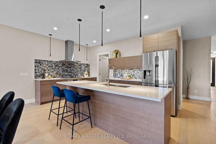 Property Photo: 37 Peach Tree Common ON L2N 0B6