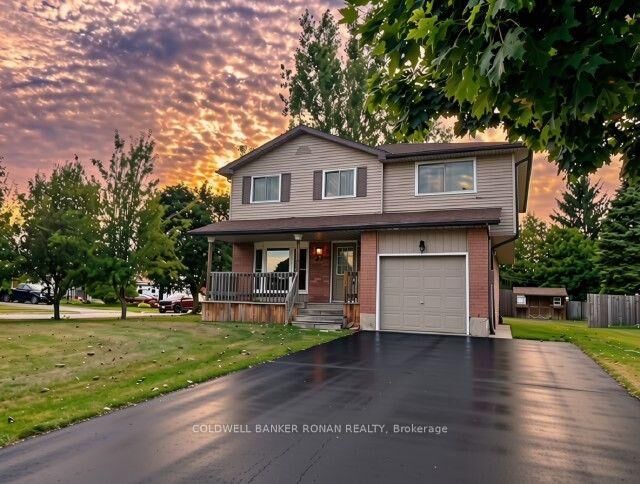 Property Photo:  56 Edward Street  ON N0G 1P0 