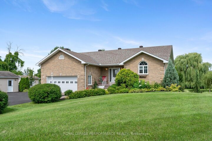 Property Photo: 18245 Tyotown Road ON K6H 7S7