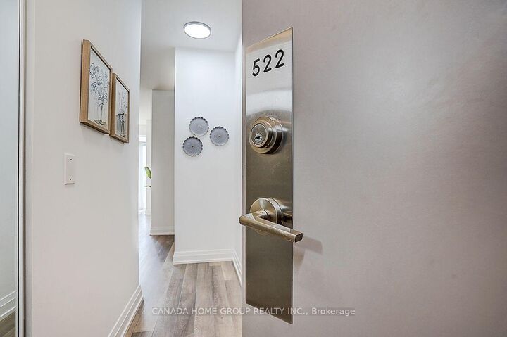 Property Photo: 3121 Sheppard Avenue E 522 ON M1T 0B6