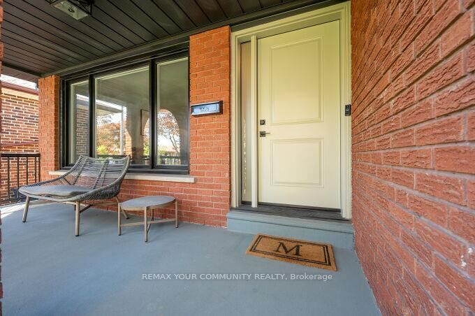 Property Photo: 19 Hamer Boulevard ON M9R 4A8
