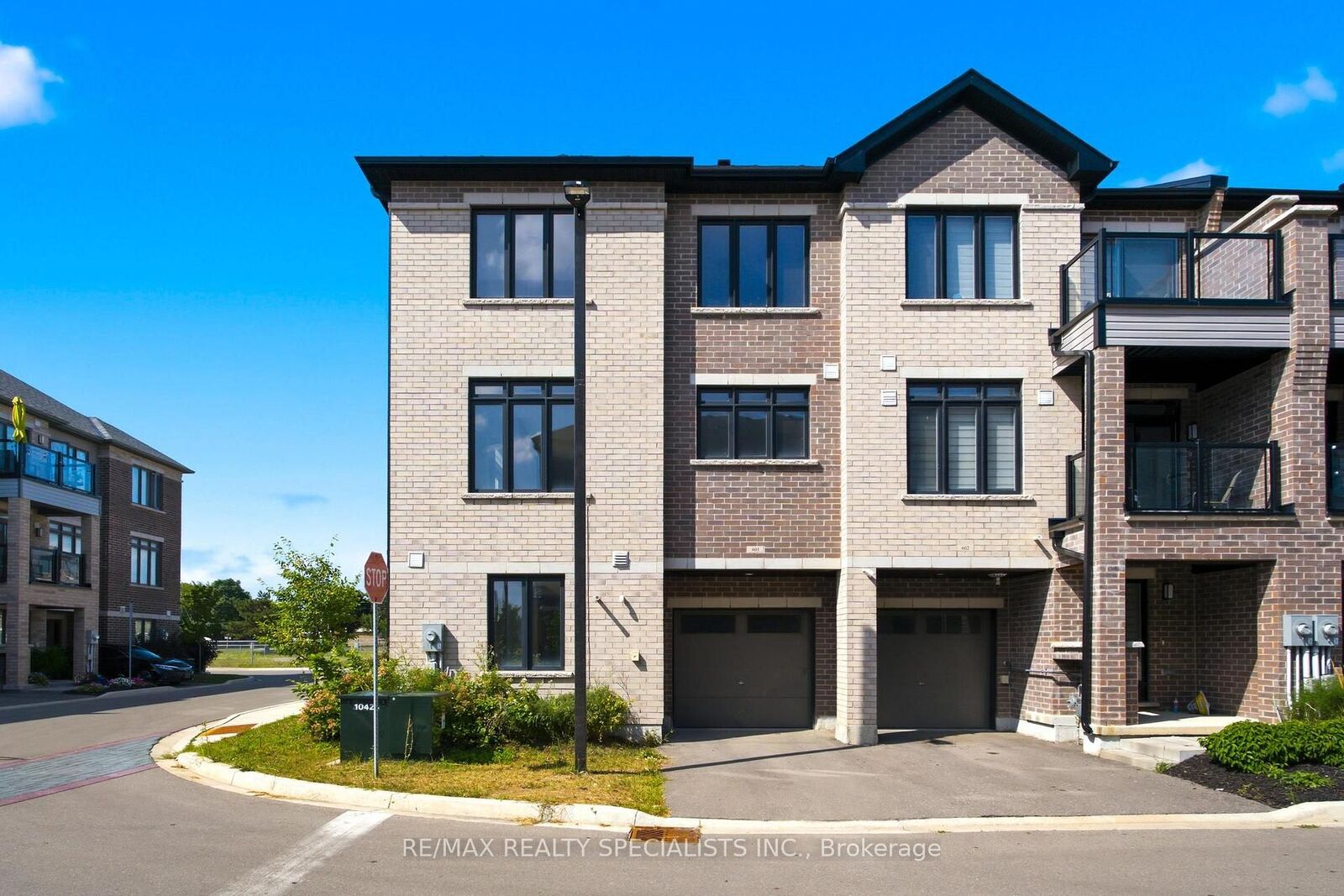 Property Photo:  585 Colborne Street 601  ON N3S 0K4 