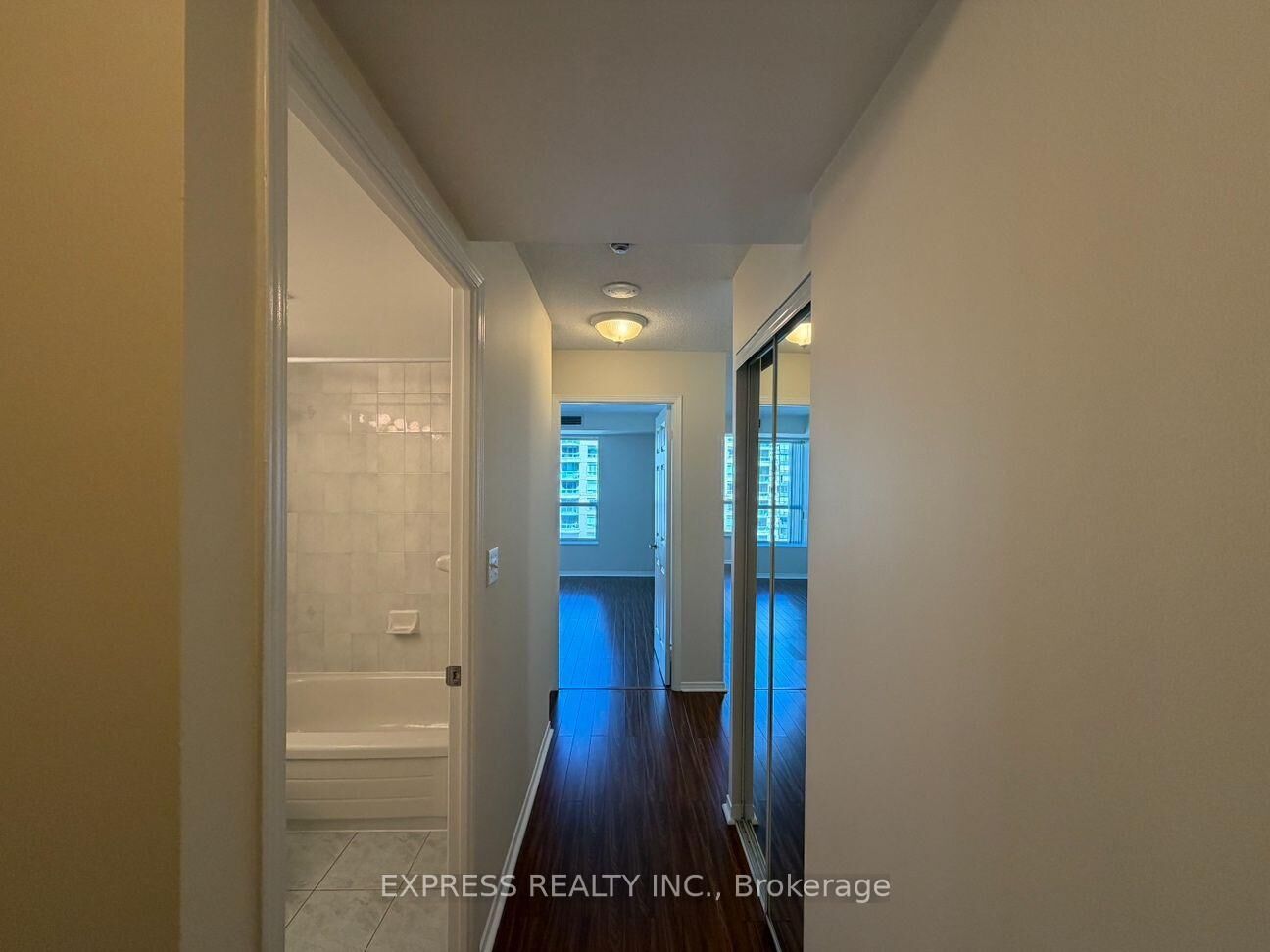 Property Photo:  29 Pemberton Avenue 906  ON M2M 4L5 