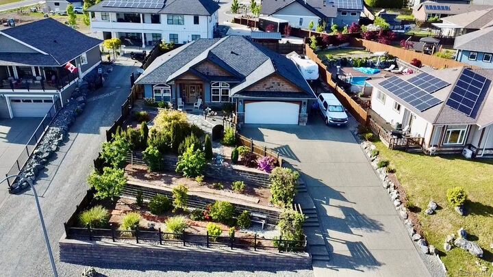Property Photo:  482 Mountain View Dr  BC V0R 2G1 