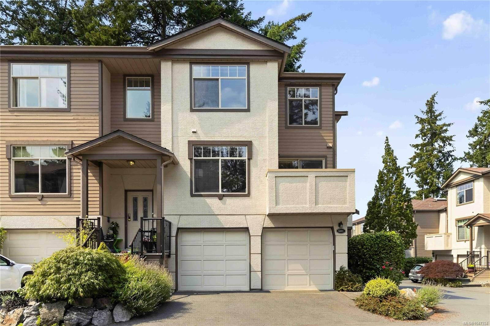 Property Photo: 288 Eltham Rd #601 BC V9B 1J9